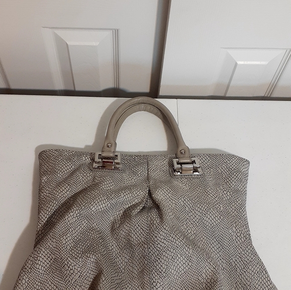 Charles Jourdan handbag - Picture 13 of 13